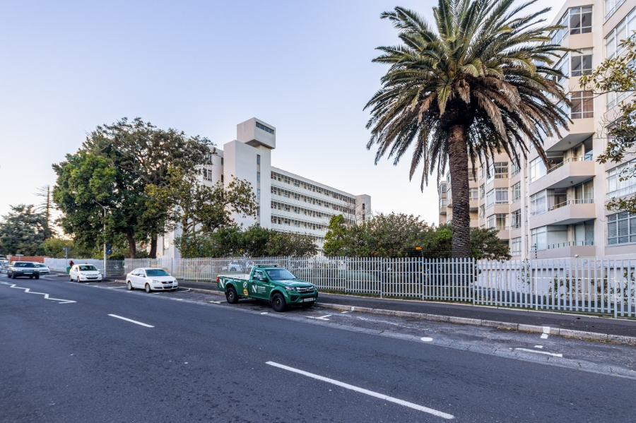 2 Bedroom Property for Sale in Wynberg Upper Western Cape